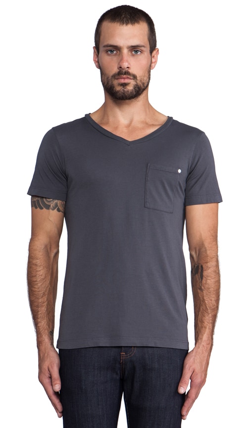 The V Tee