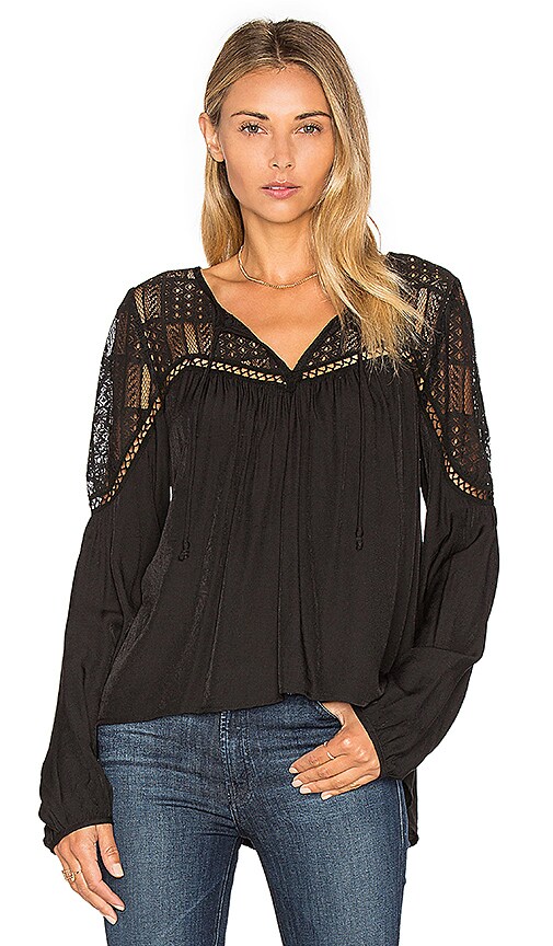 Steve Madden Renna Top in Black | REVOLVE