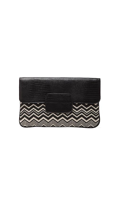Leyla Straw Raffia Clutch