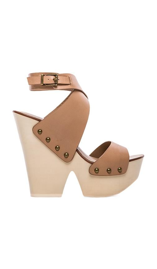 bcbg wedge sandals