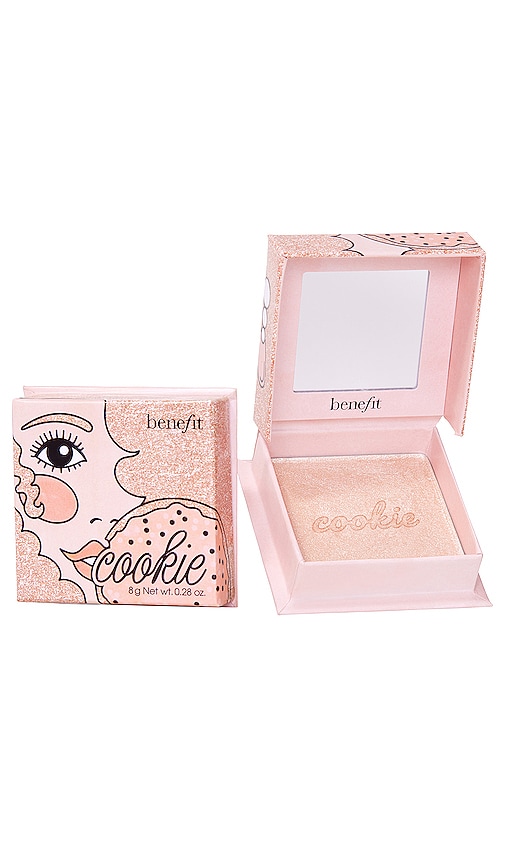Benefit Cosmetics Cookie Highlighter in Cookie.