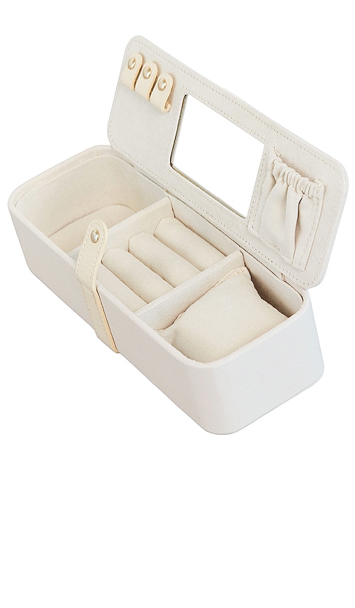 BÉIS 'The Jewelry Case' in Beige - Small Jewelry Case For Travel