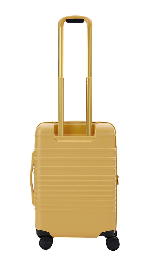 Shop Beis The Carry-on Roller In Honey系列