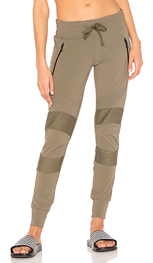 Spring Track Pant