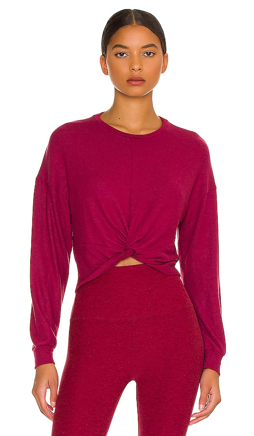 Beyond Yoga Twist It Fate Cropped Pullover in Burgundy.