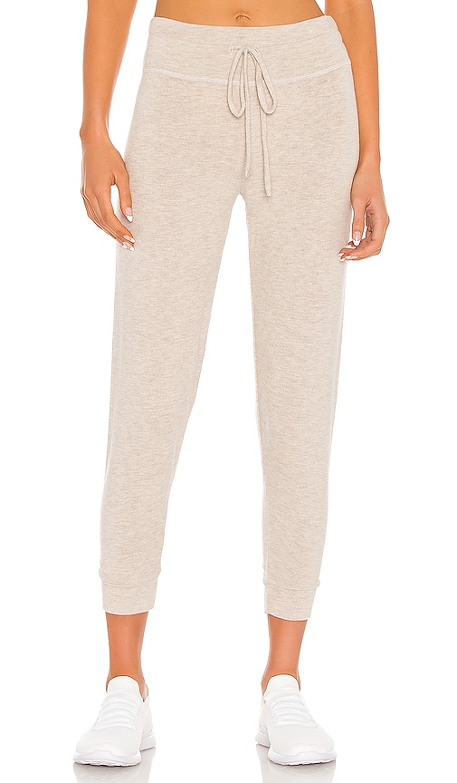 Beyond Yoga Brushed Up Lounge Around Midi Jogger in Oatmeal Heather