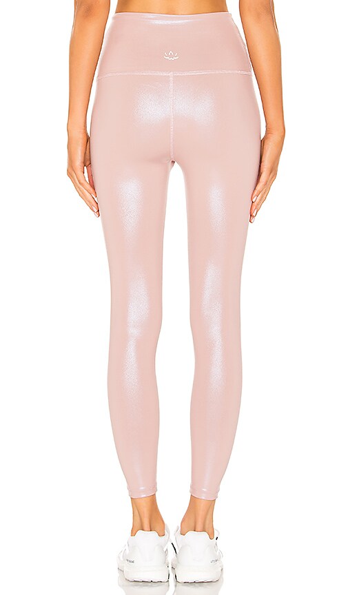 beyond yoga pearlized