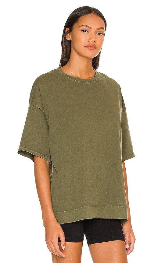 BEYOND YOGA SWEAT BOYFRIEND TEE