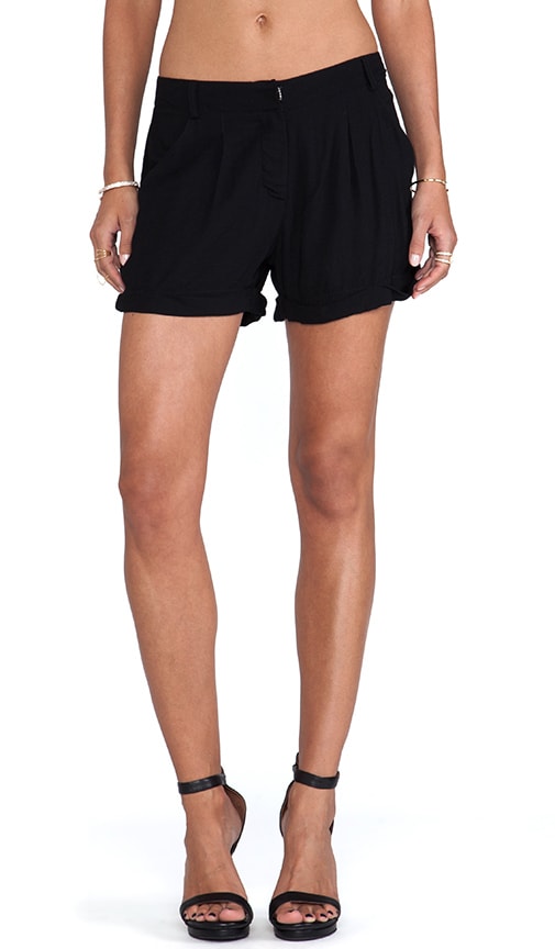 Pleated Trouser Short
