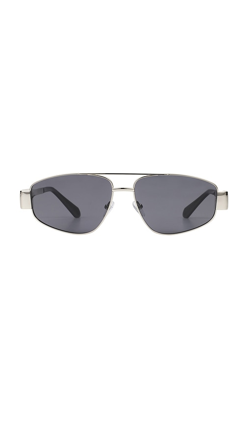 Banbe Earle Sunglasses in Metallic Silver.