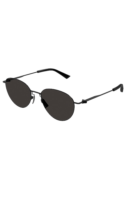 Shop Bottega Veneta Thin Triangle Round Sunglasses In Black