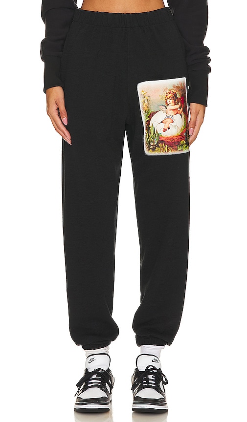 Boys Lie Nestled Up Sweatpants in Black