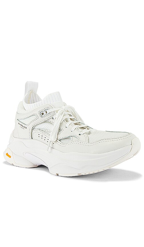 Brandblack Shoes Saga