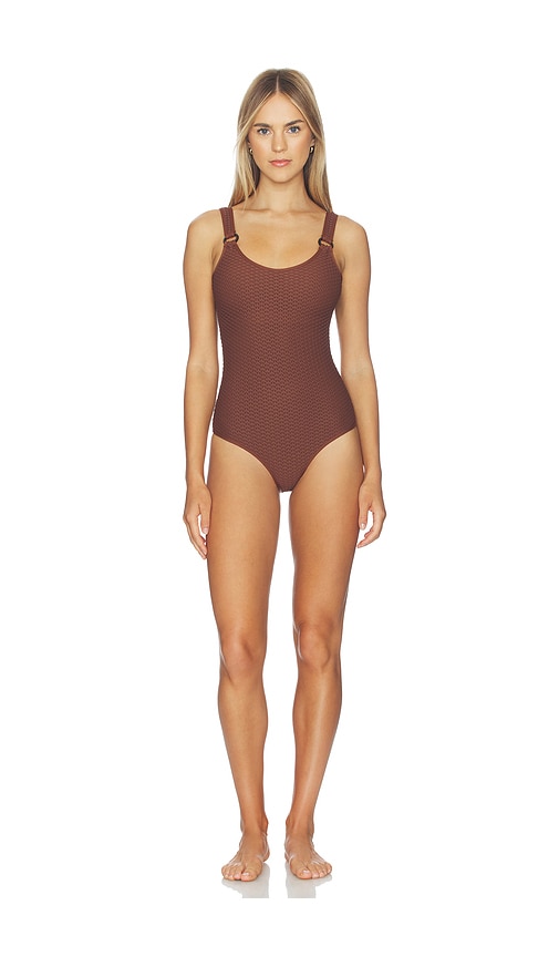 Elina One Piece
