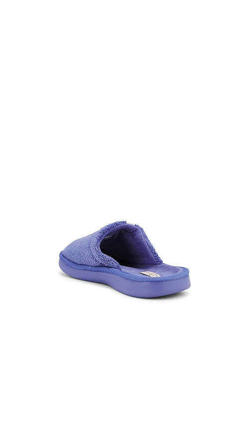  Brunch Essential Spring In Blue. Size 12/12.5. Also In 13/13.5. 