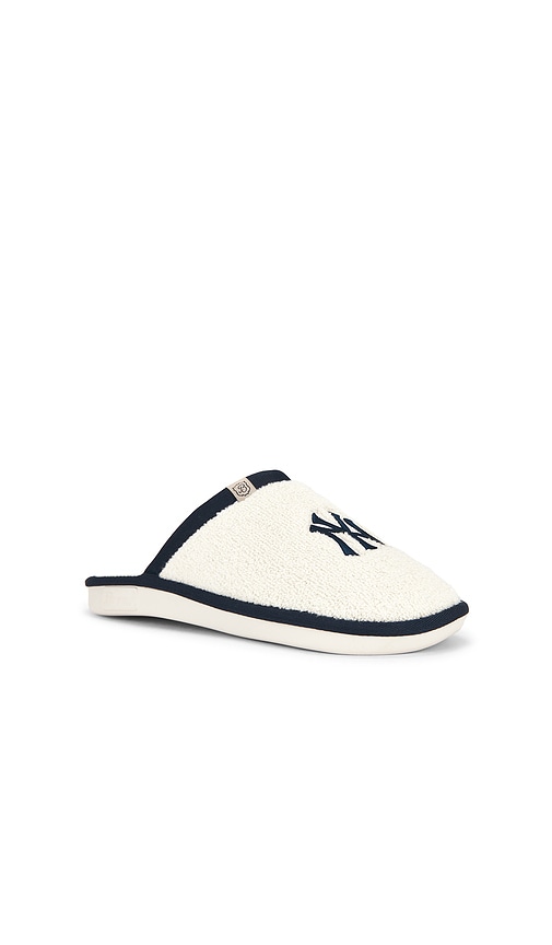  Brunch Pantoufles Essential En Cream. Taille 10/10.5. Also En 12/12.5, 7/7.5, 8/8.5. 