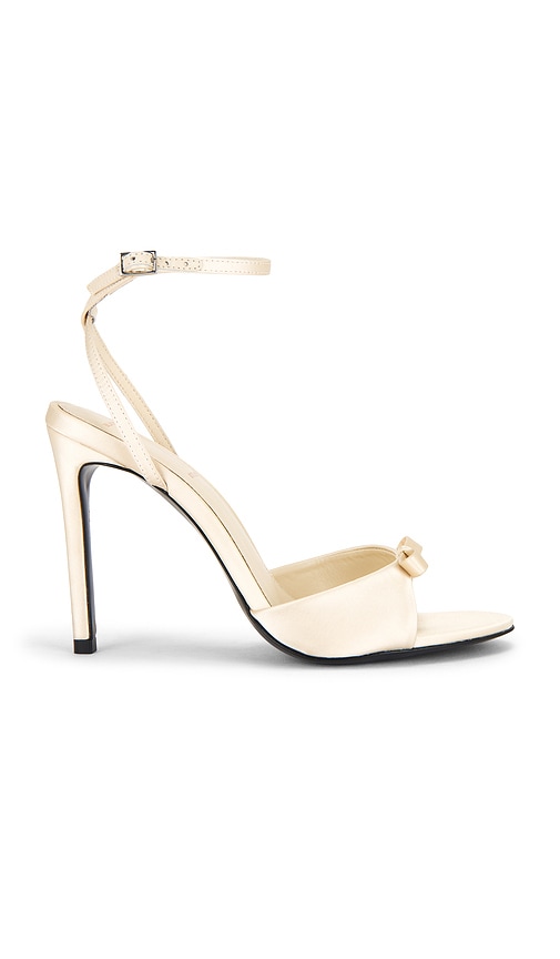 Albie 100 Sandal in Cream. - size 41 (also in 38, 39, 40)