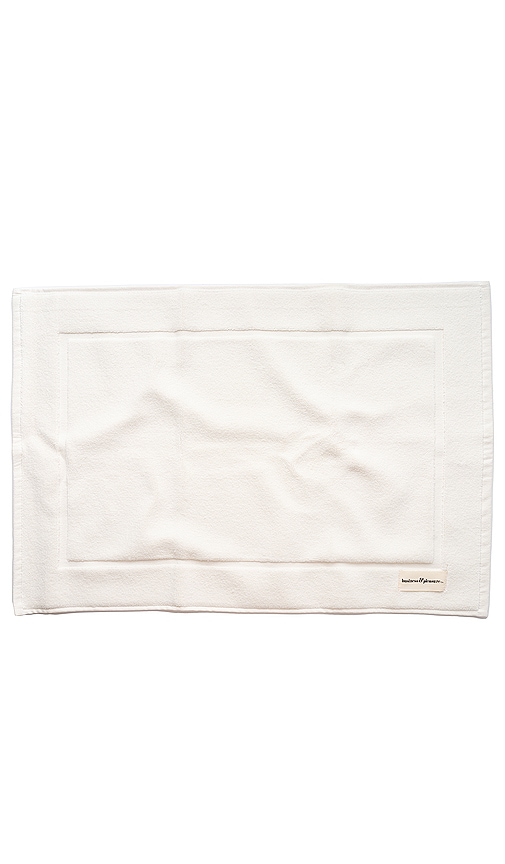 Business & Pleasure Co. Badvorleger Bath Mat In White