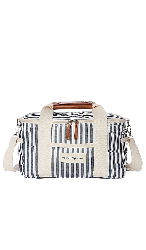 Premium Cooler in Navy.