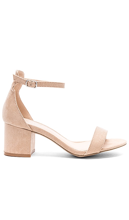 betts clear heels