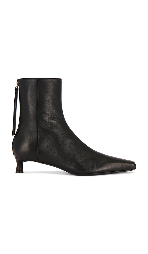 By Malene Birger Micella É�´å­� Â€“ É»‘è‰². Å°ºç � 38 (also Â€“ 36, 37, 39, 40). In Black