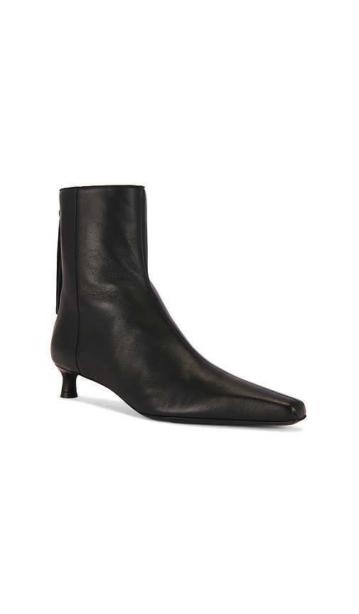 By Malene Birger Micella É�´å­� Â€“ É»‘è‰². Å°ºç � 38 (also Â€“ 36, 37, 39, 40). In Black