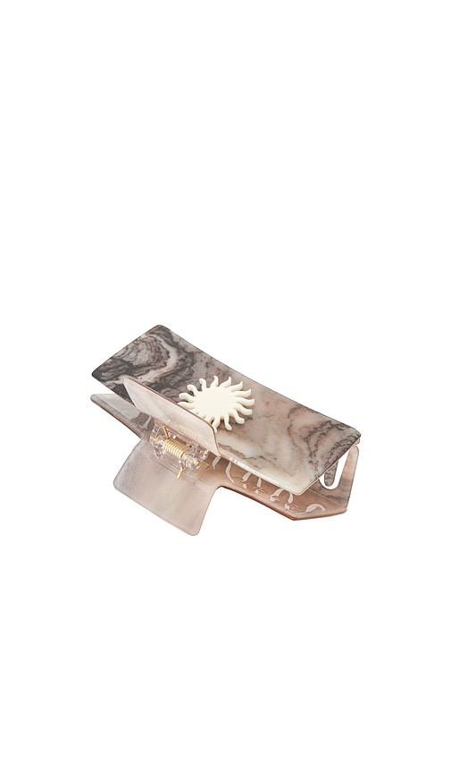  Casa Clara Claw Clip Lara In Cream. 