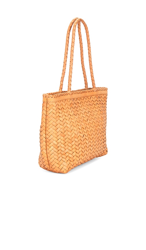  Casa Clara Tote-bag Coastal In Tan. 