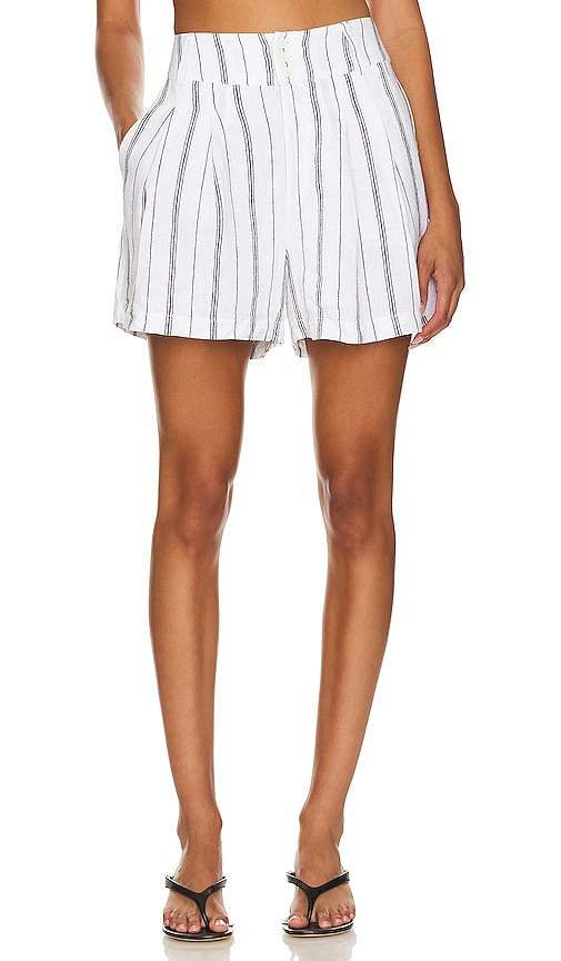 Central Park West August Shorts In White