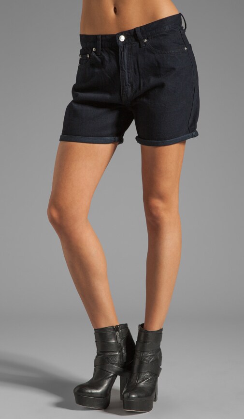 Thrift Short