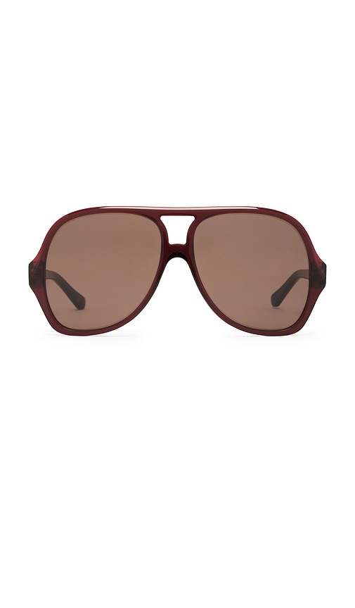 Aviator Sunglasses in Brown.