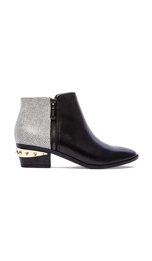 Sam edelman 2025 holt bootie