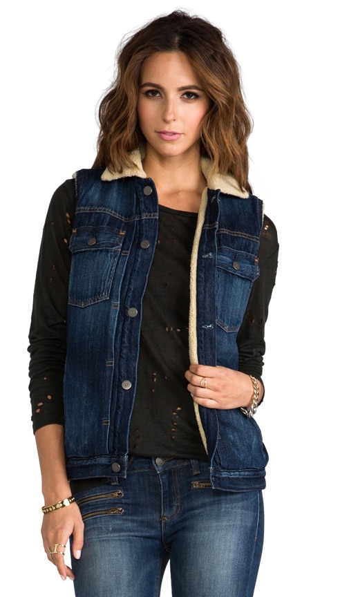 Laustan Vest