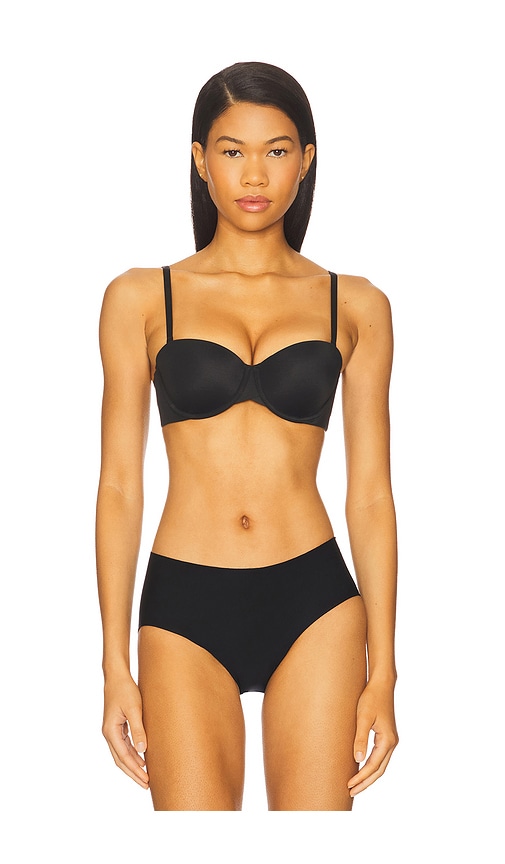 Lightly Lined Strapless Bra in . - size 32A (also in 32B, 32C, 32D, 34A, 34B, 34C, 34D, 36A, 36B, 36C, 36D) - Calvin Klein Underwear - Modalova