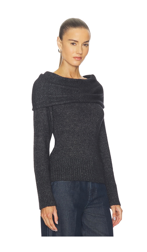  Closed Wide Collar Long Sleeve In Black. Size S. Also In M. 