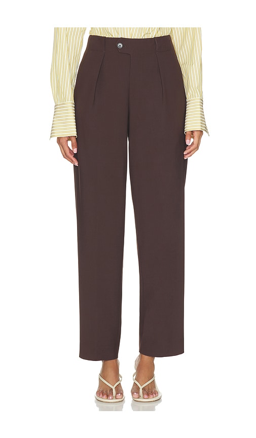 CLOSED PANTALON CLASSIQUE MAWSON en Brown. Taille 24. Also en 23, 25, 26, 27, 28, 30, 31, 32.