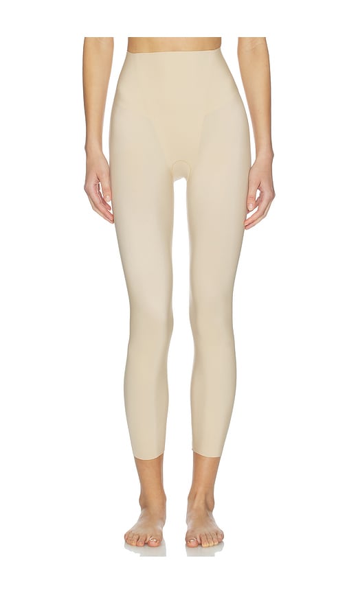 Commando Zone Smoothing Capri