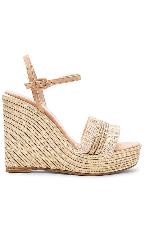 Mia Wedge