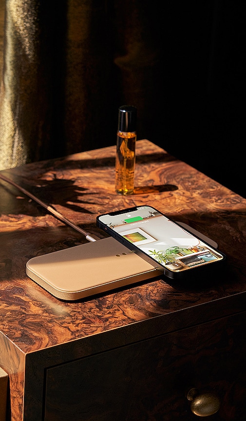 Shop Courant Catch 2 Classics Wireless Charger In Cortado