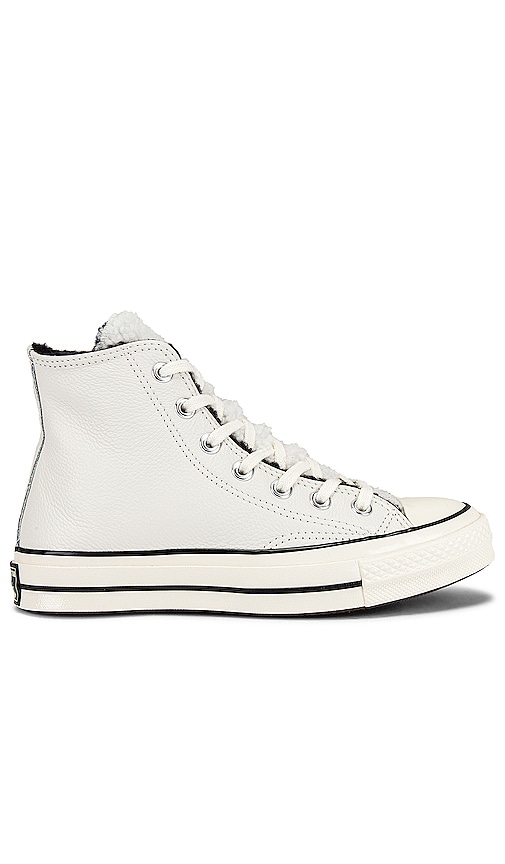 colchón complicaciones Estereotipo Converse Chuck 70 Sherpa Lined Sneaker in Egret, Black, & Egret | REVOLVE