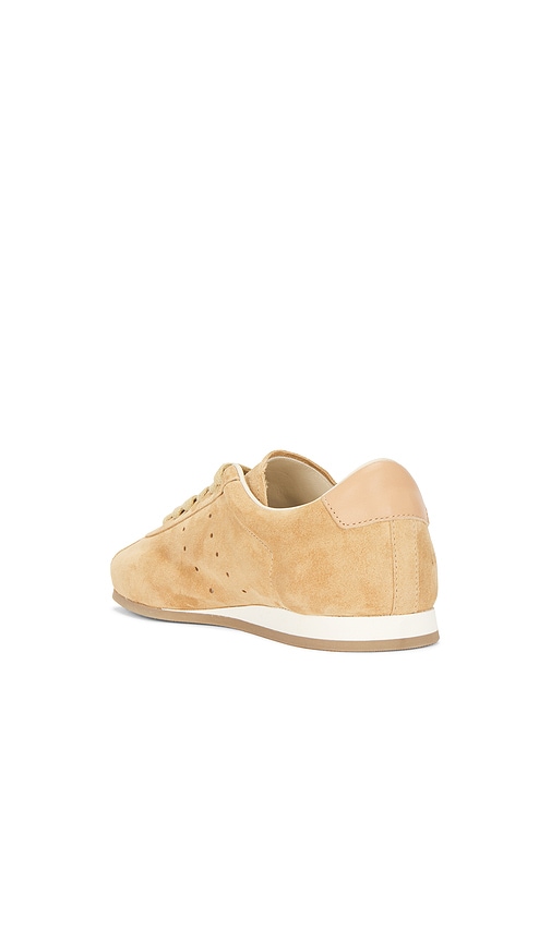  Common Projects Schuh Driving In Tan. Größe 37. Also In 36, 40. 