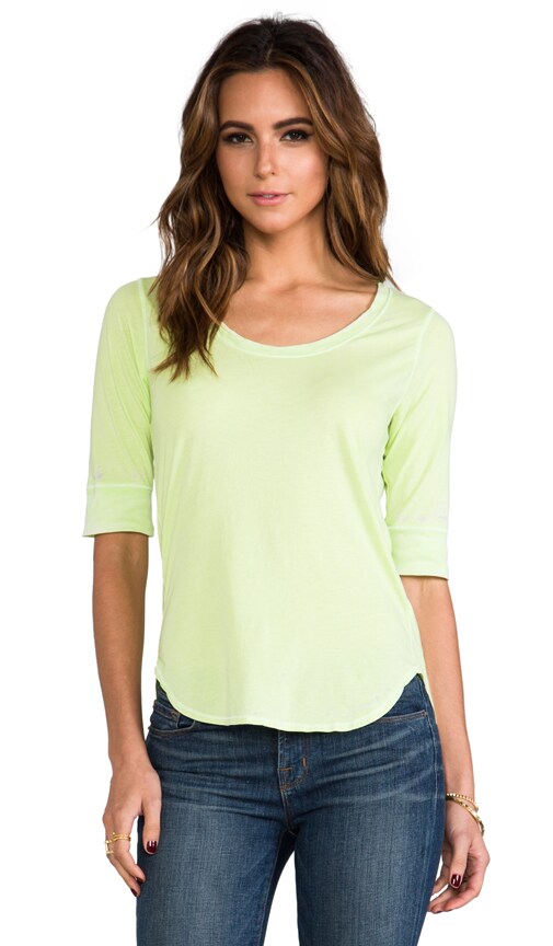 Elbow Sleeve Shirt Tail Tee