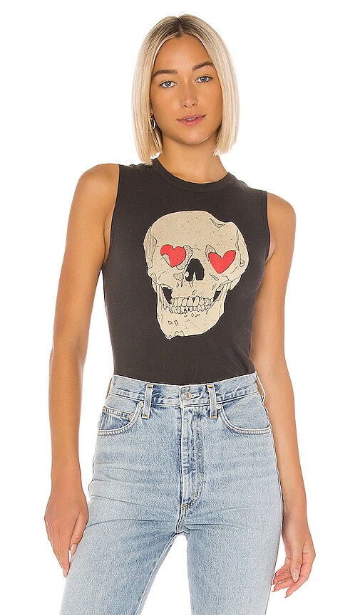 Chaser Love Skull Muscle Tee In Gray. In Vintage Black