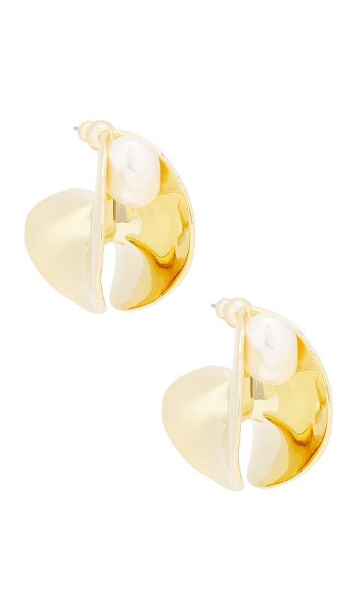 Shop Cult Gaia Shira Earring In Metallic Gold