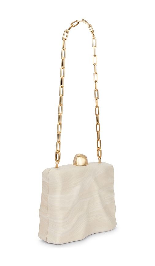  Cult Gaia Clutch Flyn In Cream. 