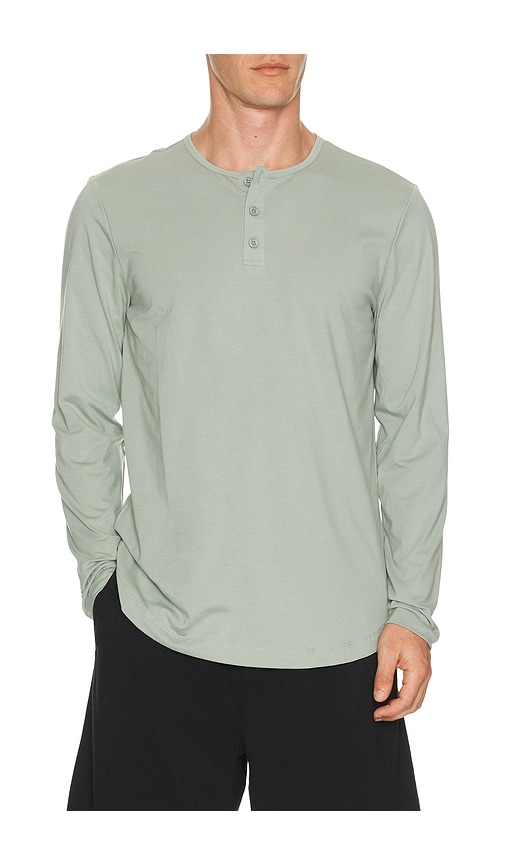 Cuts Curve Hem Long Sleeve Henley