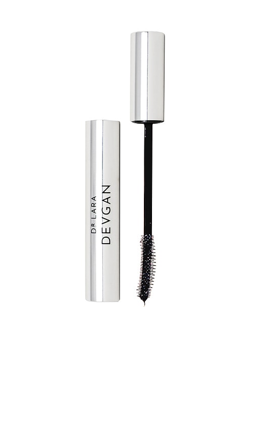 Extreme Lengthening Mascara in Black.