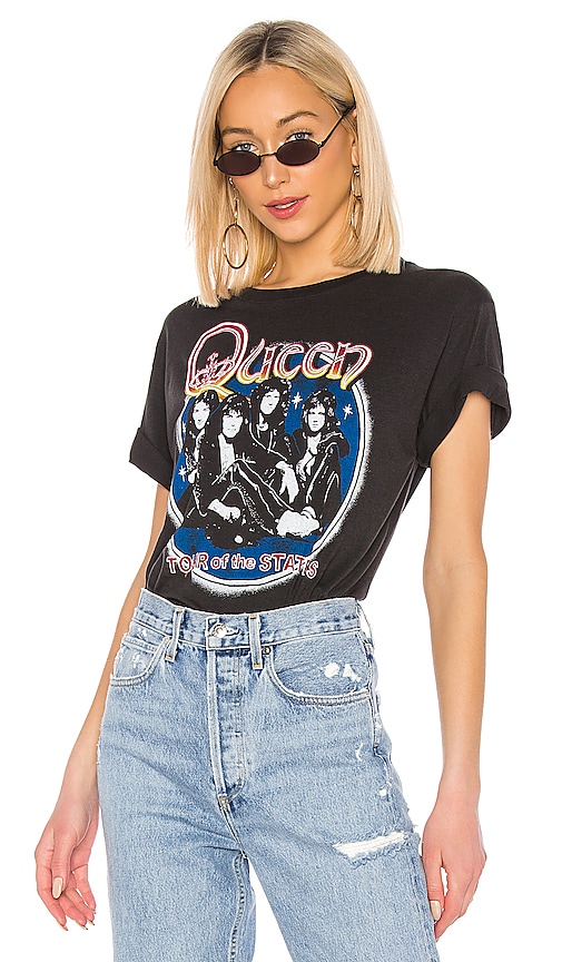 DAYDREAMER X REVOLVE Queen Tour of the States Tee in Washed Black | REVOLVE