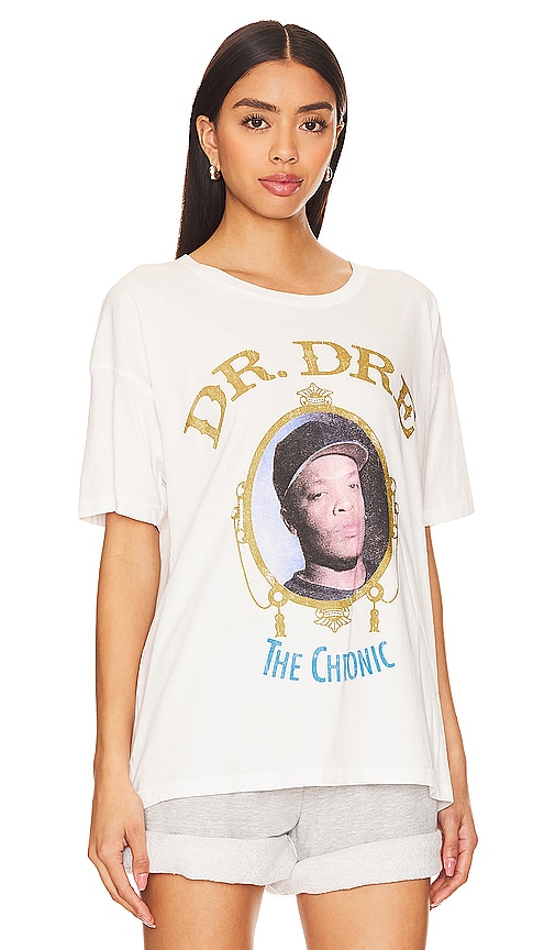 Shop Daydreamer Dr. Dre The Chronic Tee In 复古白色