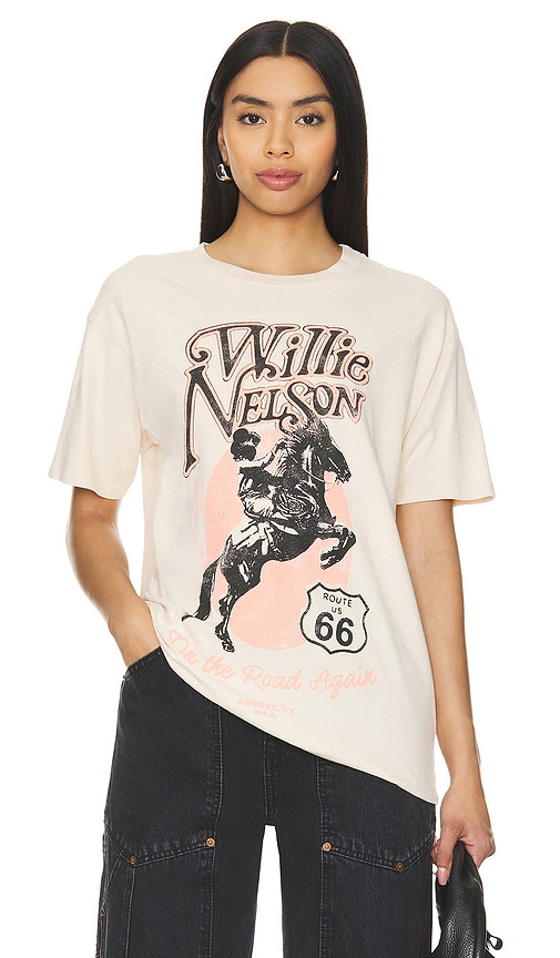 Shop Daydreamer Willie Nelson Route 66 Weekend Tee In 沙色